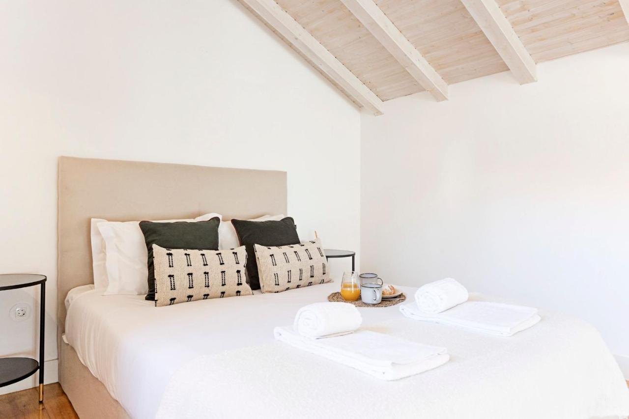 D. Joao IV Apartments By Lovelystay Porto Exterior photo