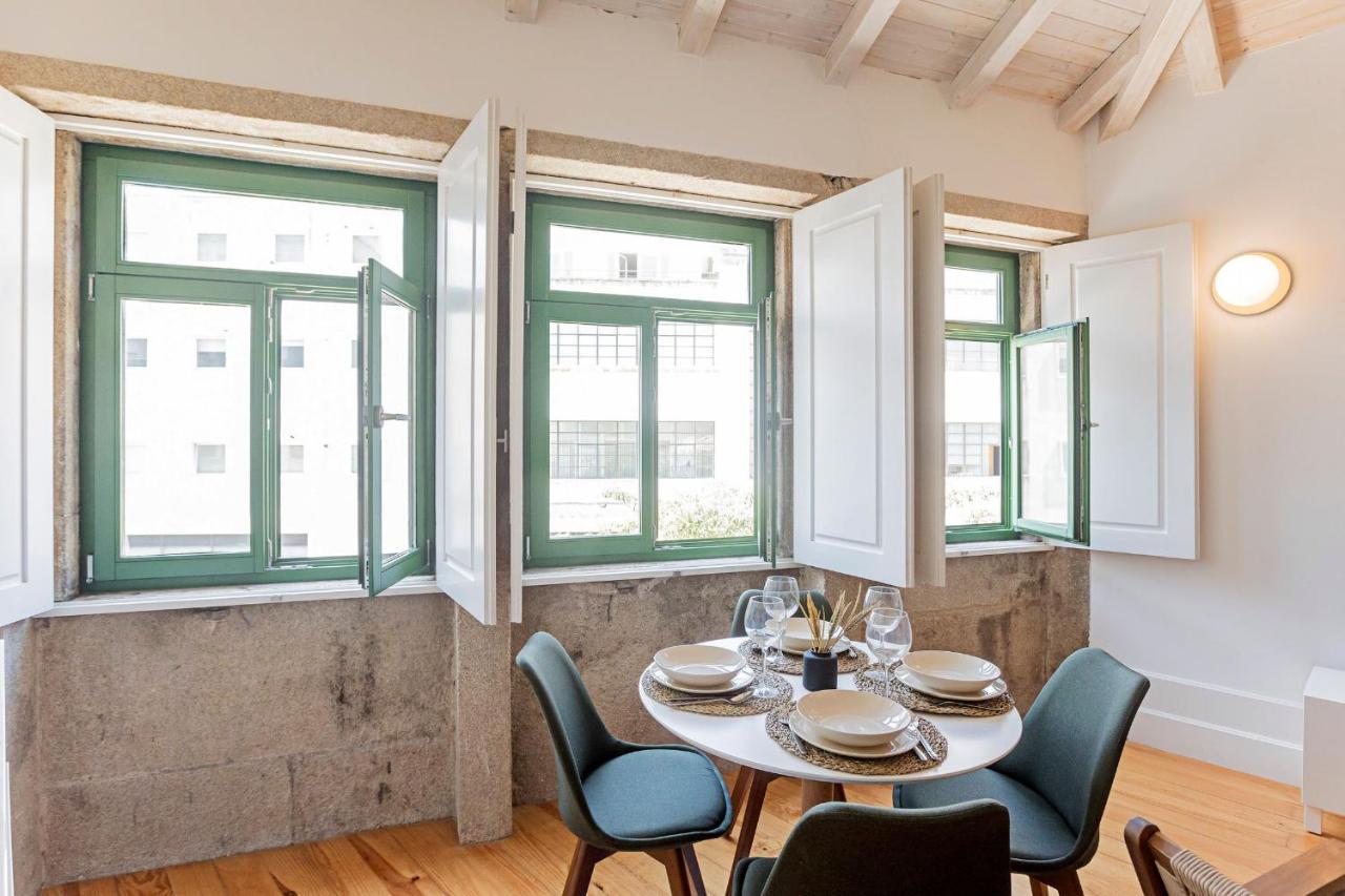 D. Joao IV Apartments By Lovelystay Porto Exterior photo